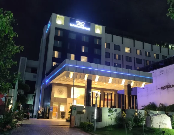 Crystal Sarovar Premiere Agra
